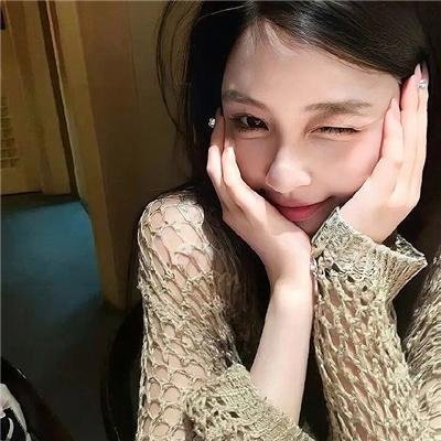 女管家